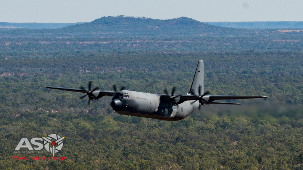 37SQN down low over the Top End.